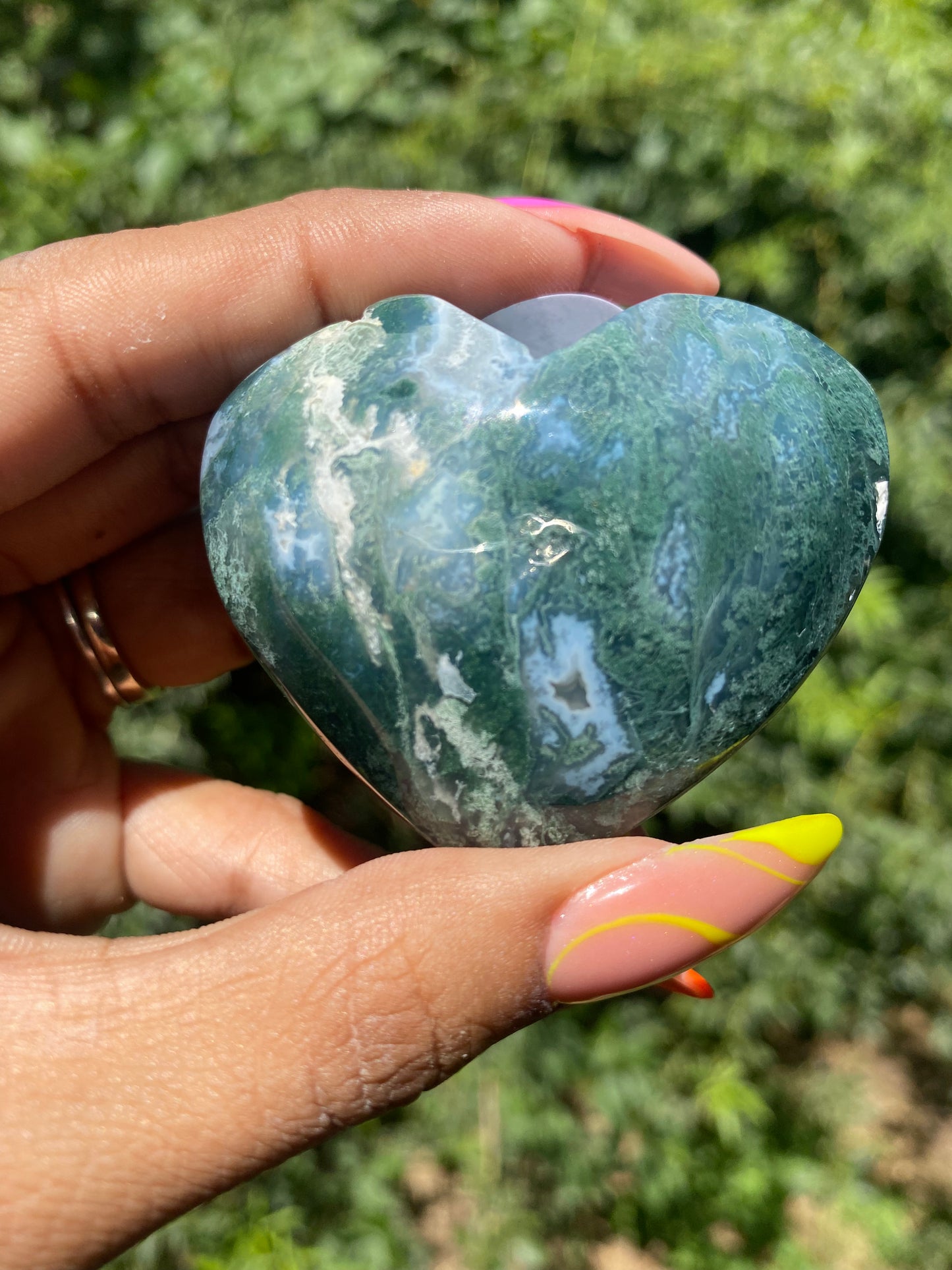 Moss agate heart